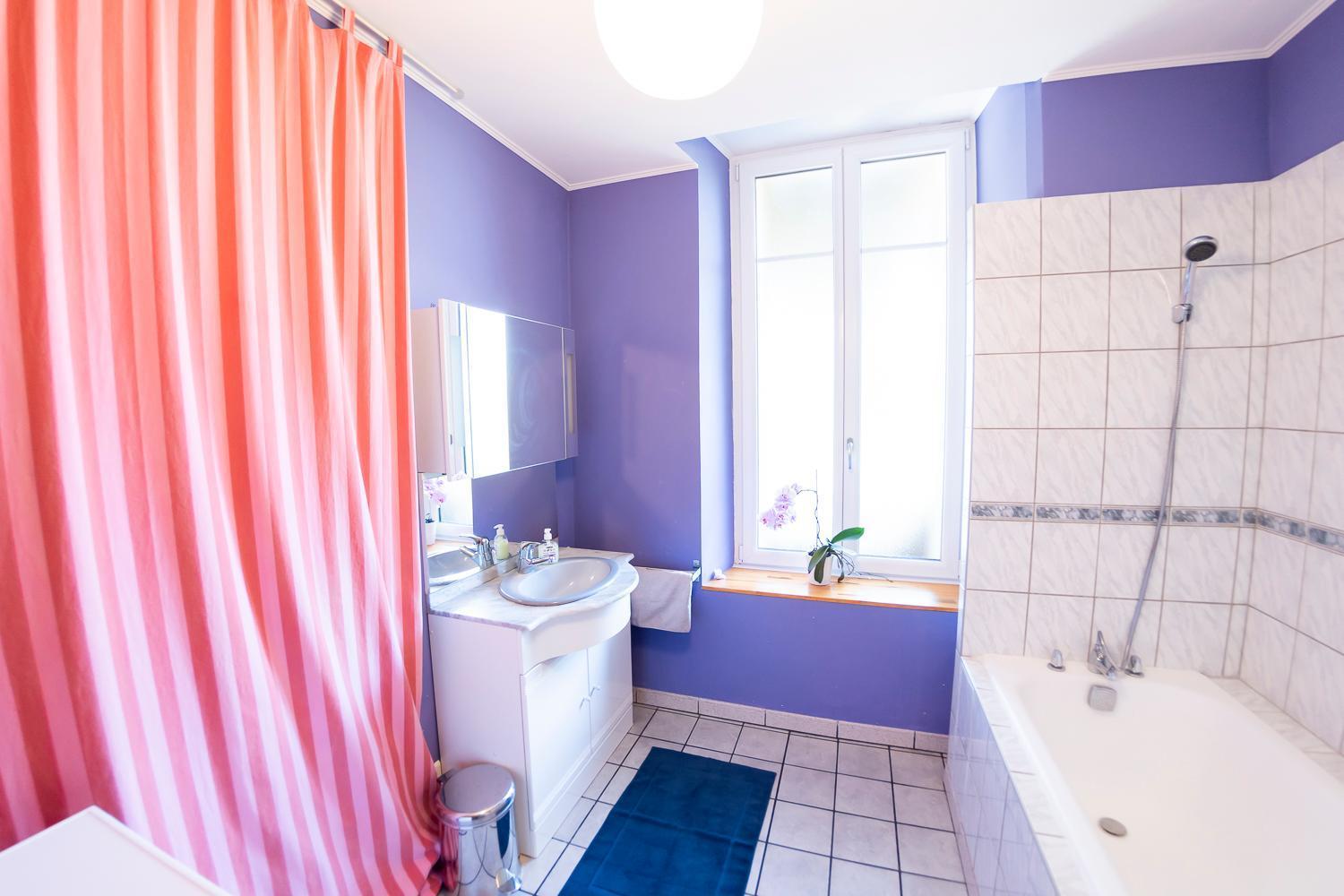 L'Enchantraine - Gite Tout Confort Et Tarif Tout Inclus - Appartement Spacieux Et Accueillant Sur Эпиналь Экстерьер фото