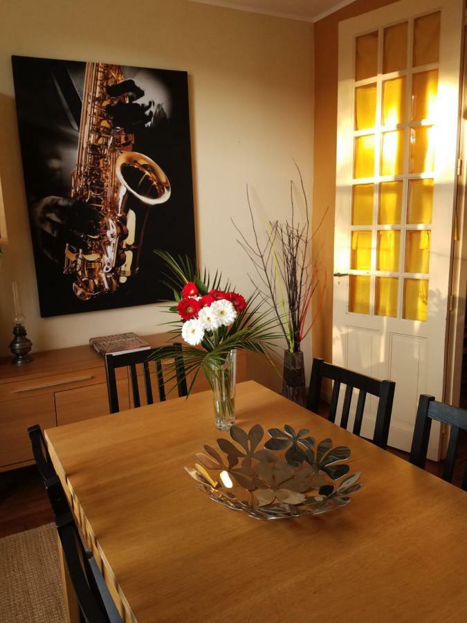 L'Enchantraine - Gite Tout Confort Et Tarif Tout Inclus - Appartement Spacieux Et Accueillant Sur Эпиналь Экстерьер фото