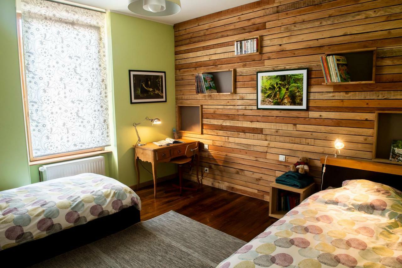 L'Enchantraine - Gite Tout Confort Et Tarif Tout Inclus - Appartement Spacieux Et Accueillant Sur Эпиналь Экстерьер фото